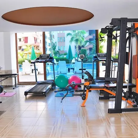Holiday In Centerplatinum 38 شقة